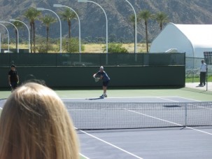 Andy Roddick warming up